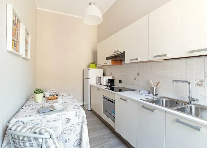 Vittoria Corner - Bymyhomeincomo Casa de Férias Como