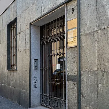 Vittoria Corner - Bymyhomeincomo Como