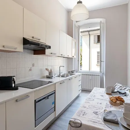 Vittoria Corner - Bymyhomeincomo Prázdninový dům *