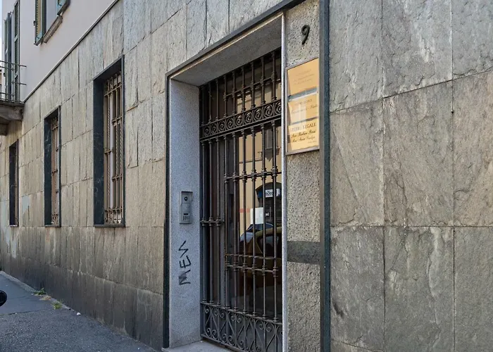 Vittoria Corner - Bymyhomeincomo Como